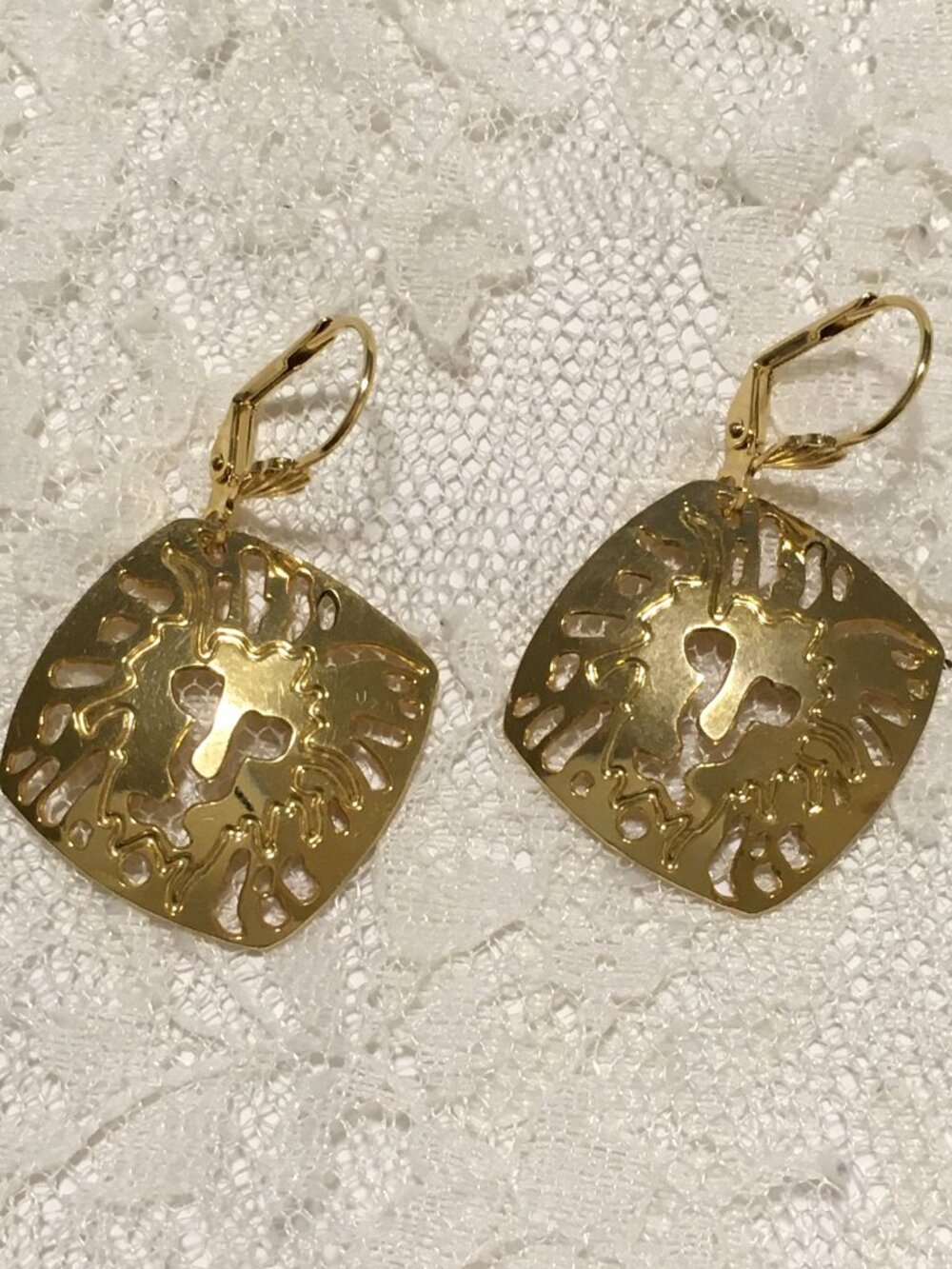 Vintage Ann Klein Lion Head Earrings Gold tone Dangly Lever Back Statement
